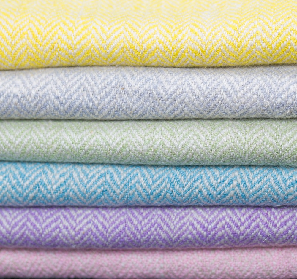 CASHMERE BLANKETS & THROWS